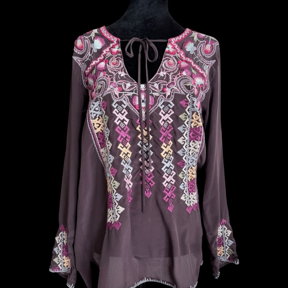 Johnny Was Biya Embroidered Silk Blouse size Small